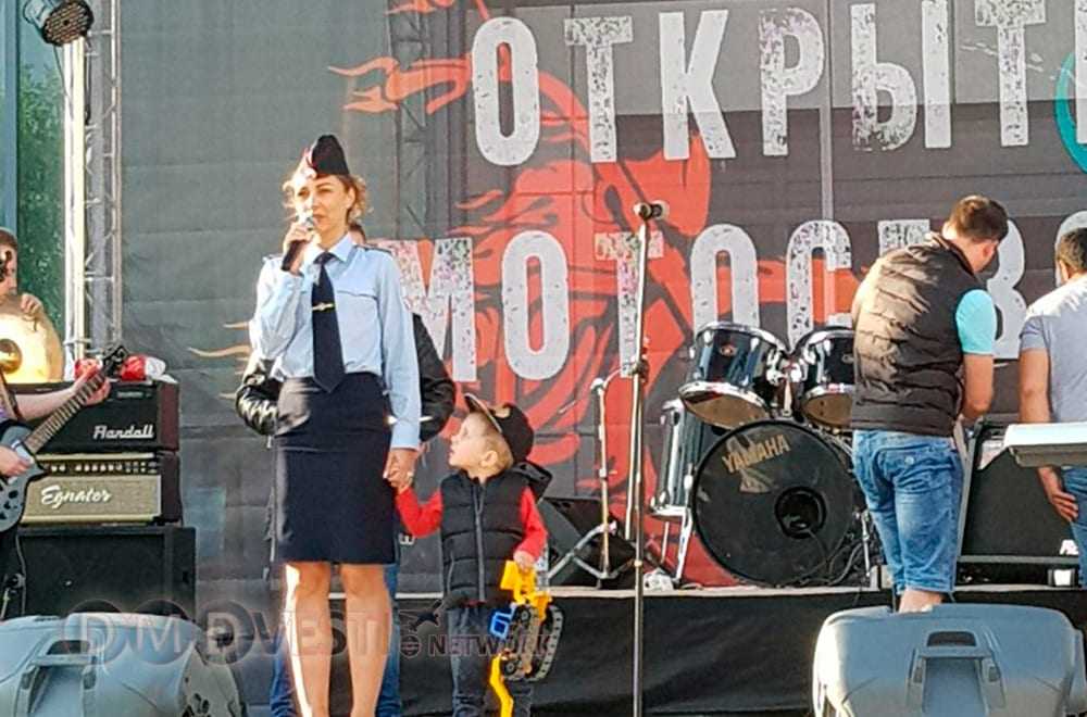 На главной площади Домодедово байкеры открыли сезон