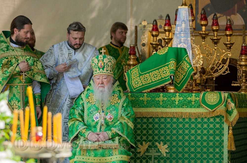 Митрополит Ювеналий совершил Божественную литургию в Серафимо-Знаменском скиту в Домодедово