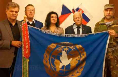 Международную Общественную Организацию «Генералы Мира — за Мир» поздравляют с десятилетием активисты из Чехии